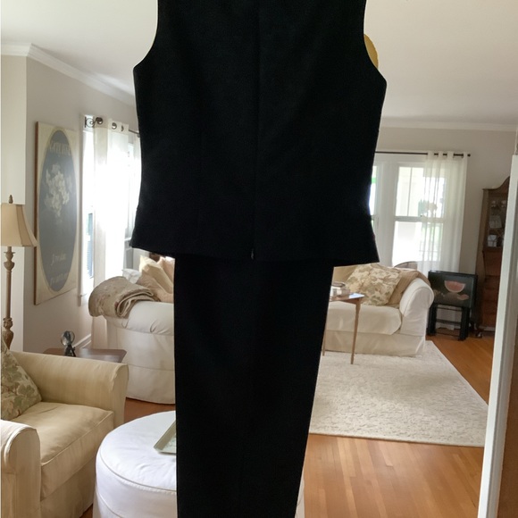 Gorgeous, sleeveless, Breakin loose pants suit size 9/10 - Picture 3 of 13